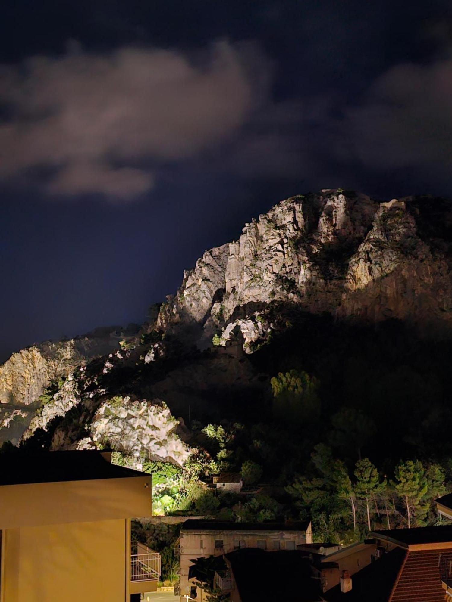 B&B Villa Di Giorgi Cefalu Luaran gambar