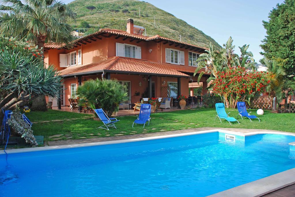 B&B Villa Di Giorgi Cefalu Luaran gambar